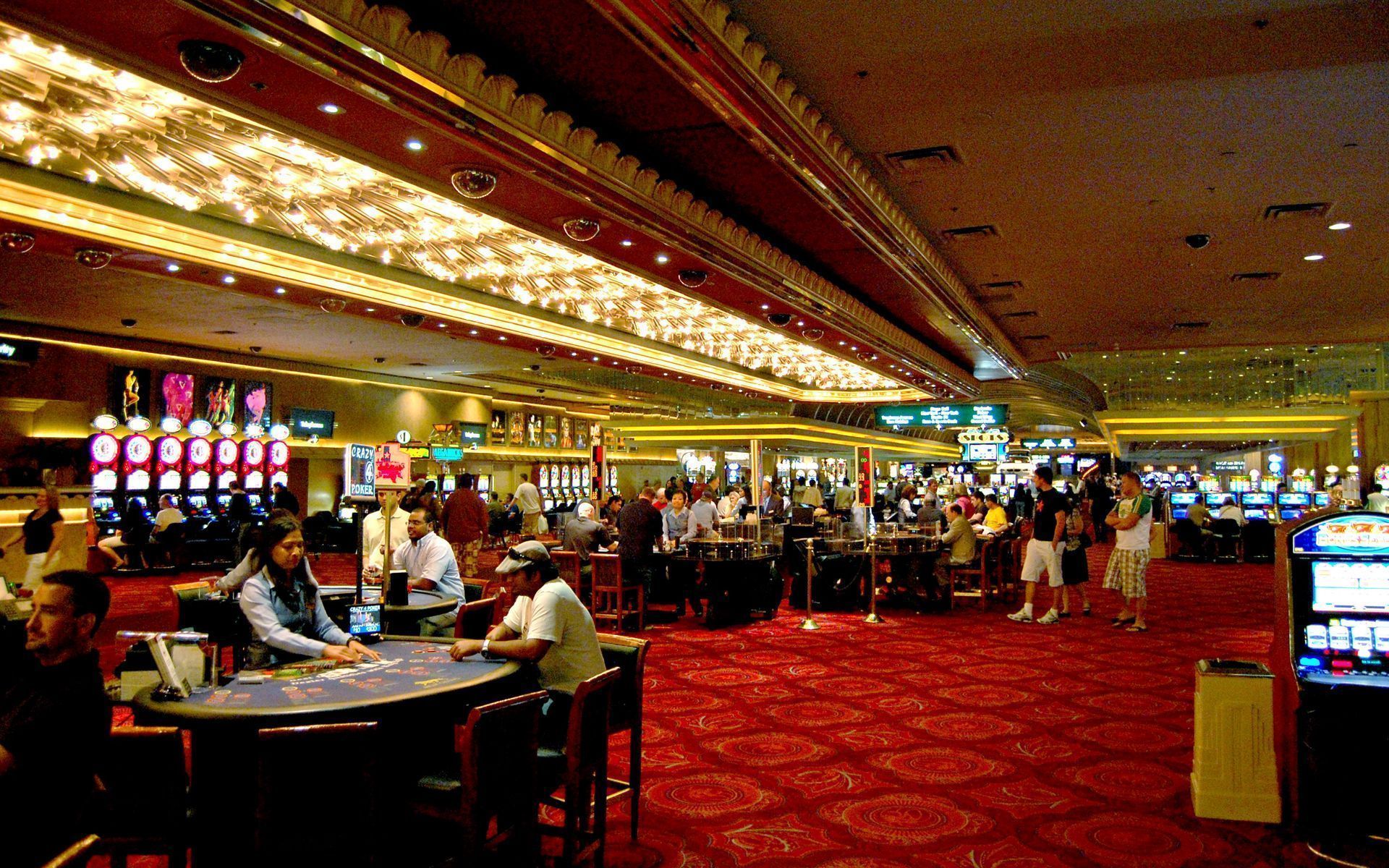 The Debate Over Online Casino